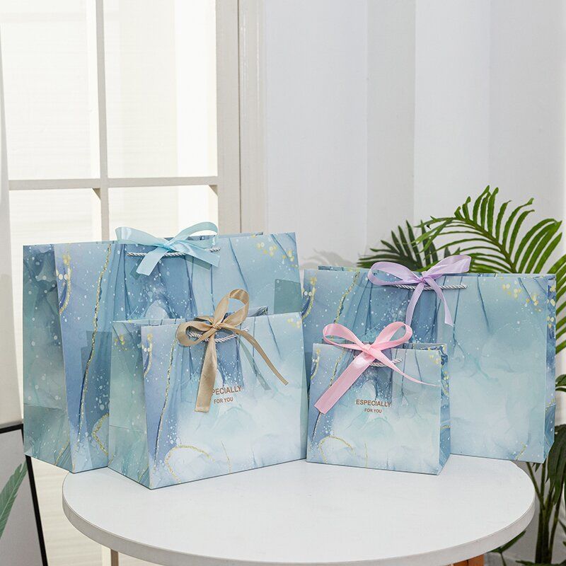 Wholesale High-capacity Shopping Gift Bags