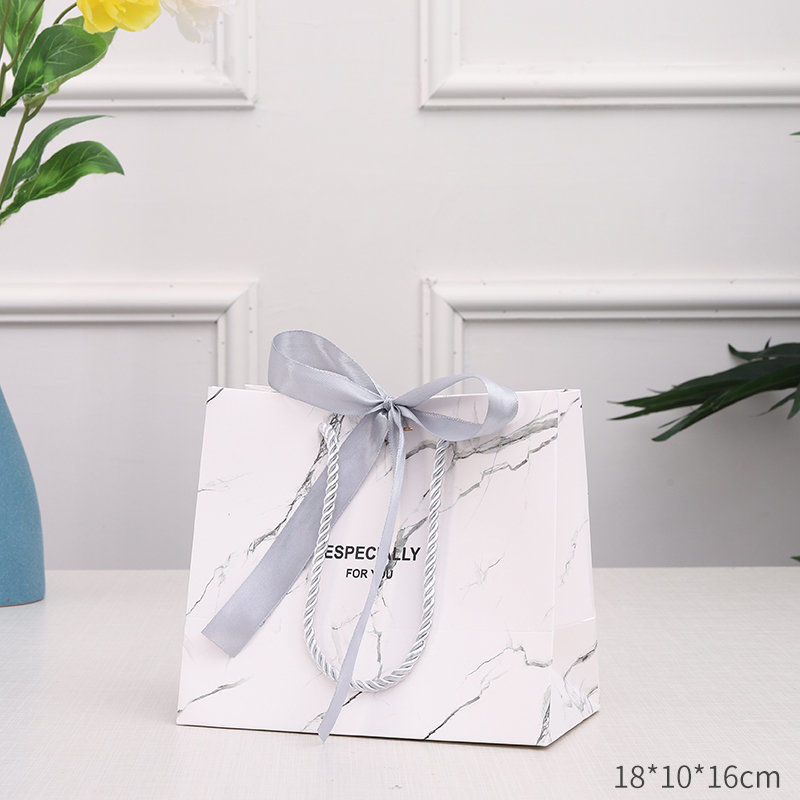 Wholesale High-capacity Shopping Gift Bags