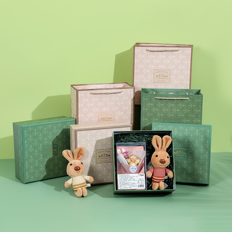 Customized Original Light Luxury Retro Paper Gift Box and Bags